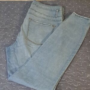 Refuge Disressed Women's Ankle Blue Jeans size 10